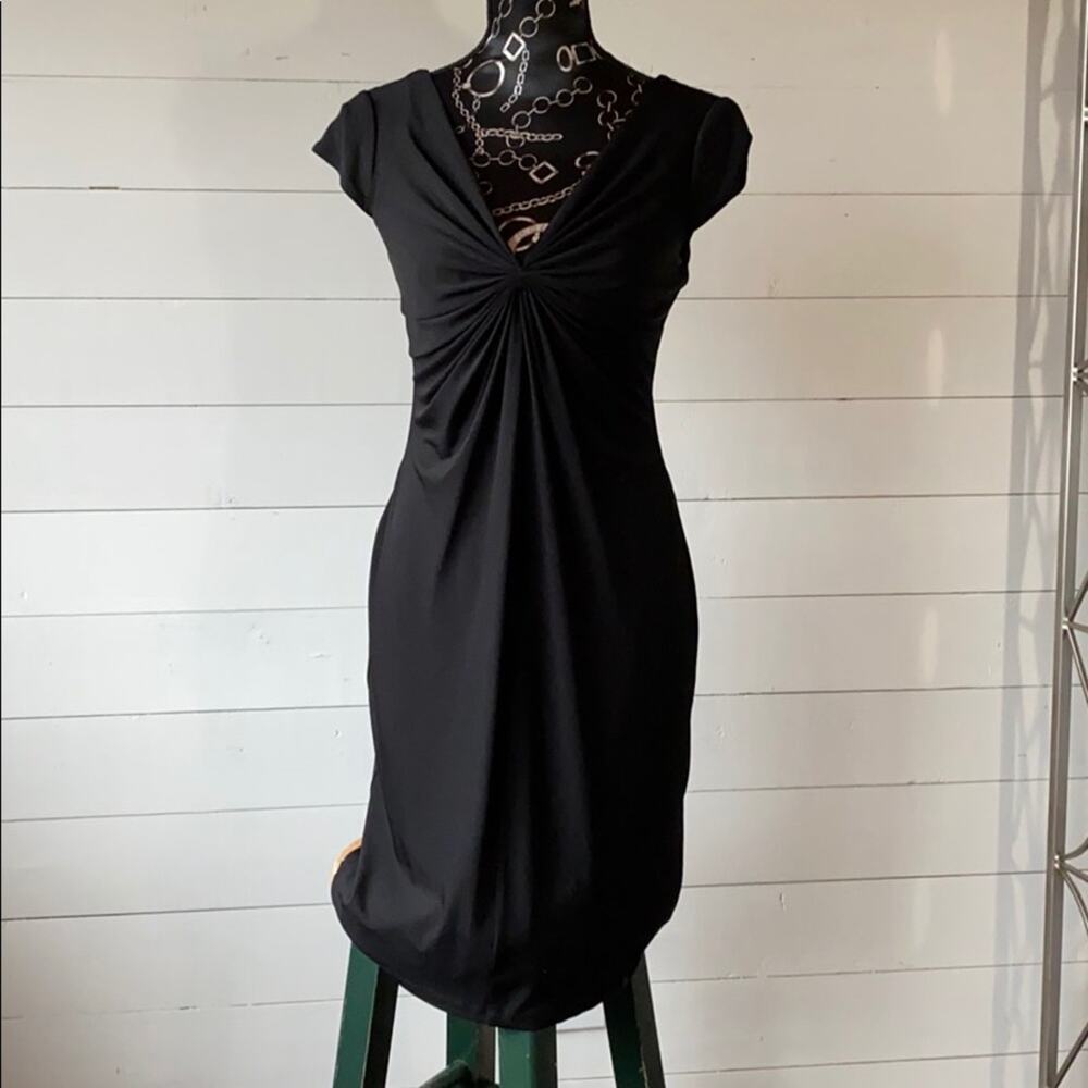 Maggy London 8P Stretch Knit LBD Plunging Neckline PRISTINE!!